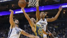 Стеф Къри мина 15 000 точки за Уориърс