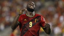 В Челси притеснени заради Лукаку