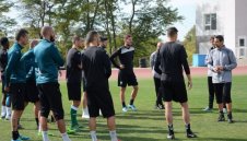 Трима "моряци" се готвят на облекчен режим 