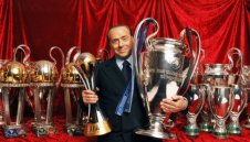 Край! Ерата на Берлускони в Милан приключи