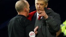 Огромен удар за Арсенал, наказаха Венгер за три мача