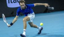 И Медведев на 1/2-финал в Маями