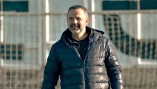 Треньорът на Локо Пд бяга от „Лаута“