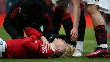 Ман Юнайтед подлива вода на Аржентина за Гарначо