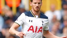 Тотнъм обяви кога Ян Вертонген се завръща в игра