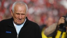 Люпко: Този успех е и за Любо Пенев, пейката е като електрически стол