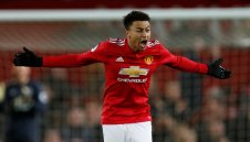 Юнайтед счупи каръка от три ремита и се разправи с Евертън