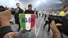 Потвърдено! Конте остава в Наполи