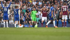 Челси тресна "чуковете" и се бетонира в тройката