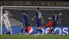 Здрава битка и равенство в Мадрид: Реал и Челси оставиха интригата за реванша