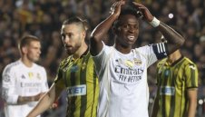 Майка на 3 деца иска секс с Винисиус, а той праща пениса си на друга