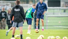 Краят на една легенда: Лорд Бендтнер спира с футбола