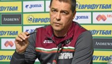 Хубчев хвърля Хичо и Делев титуляри срещу Словения утре