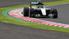 Нико малко по-бърз от Люис на "Сузука"