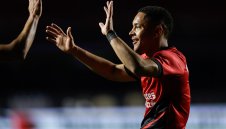 Феномена II: Двама натискали Роке за Барса