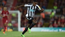 Еди Хау даде подробности за Исак