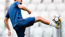 Хьоведес поднови тренировки, но няма да дебютира за Юве + ВИДЕО