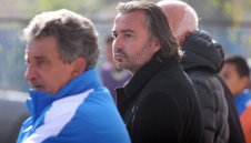 Божинов праща Ясен Петров в Левски