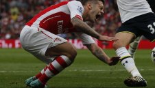 Уилшър претърпя нова операция на глезена