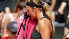 Квитова с измъчена победа на "Ролан Гарос", Азаренка отпадна 