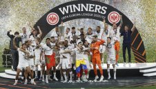 Айнтрахт подчини Рейнджърс с дузпи и спечели Лига Европа