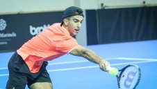 Пьотр Нестеров също ще играе за титла - той е финалист в Кувейт