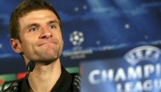 Робен и Мюлер хвалят "вълците"