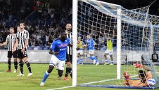 "Старата госпожа" продължава да крета: И Наполи се подигра с Ювентус