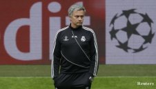 Абрамович не иска да плаща неустойка на Реал Мадрид за Моуриньо