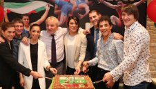 Гриша Ганчев направи уникален купон за героите на България