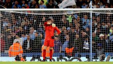 Куртоа пищи: Сити не ни остави да играем