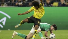 Средата му не става: Дортмунд се тревожи за талант