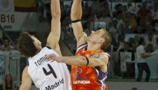 Реал Мадрид в топ 4 на Евролигата след 15 години