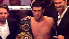 Невъзможната мечтана битка: Бивол попита защо да анализира Бетербиев