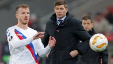 Стиви Джи готви трансферен удар в Рейнджърс, ще взима Шкъртел