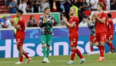 Селекционерът на Дания и Ериксен обясниха за издънката