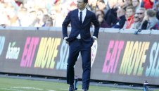 Ковач се нахвърли върху играчите си