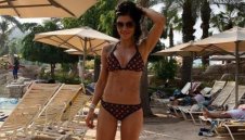 Вратар на Милан се жени за секси манекенка от Румъния + СНИМКИ