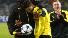 Бартра откри смелата фенка на Дортмунд + СНИМКА