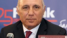 Стоичков представи биографията си и заяви: Няма нищо скрито-покрито