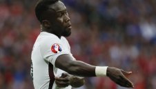 Защитник на Ман Сити олекна с 40 000 лири заради пост в Инстаграм