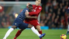 Юнайтед няма да подсилва противниците си, отряза Арсенал за Бейи