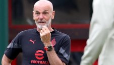 Треньорът на Милан се закани на Интер и каза за Леао