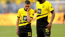 Раздяла с Дортмунд: Герейро плаче на рамото на Ройс + СНИМКИ