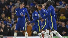 Конте обработва "размразен" защитник на Челси?