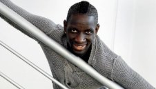 Мамаду Сако се прави на фен, моли се за автограф на Лалана + ВИДЕО