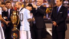 Прокобата за Меси продължава - Чили пак би Аржентина с дузпи и грабна Копа Америка + ВИДЕО