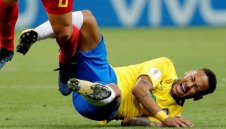 Неймар се замисли: А ако наистина съм симулант?