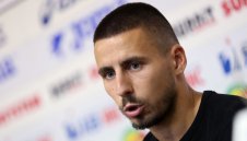 Кръстаич е впечатлен от капитана на Локо София