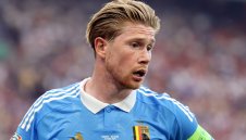 Де Бройне: Аутсайдери сме срещу Франция